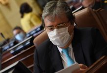 Ministro de defensa de Colombia, Carlos Holmes Trujillo falleció tras dura batalla contra el Covid-19