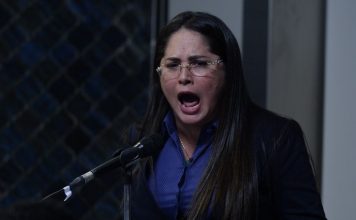 Venezolanos denuncian a diputada panameña por incitar al odio contra migrantes