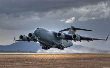 ¿Por combates en la frontera? 4 gigantescos aviones Globemaster C-17 de EE.UU aterrizaron en Colombia