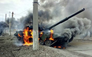 Rusia dice que tuvo éxito al debilitar militarmente a Ucrania y que ahora se concentrará en el Donbás