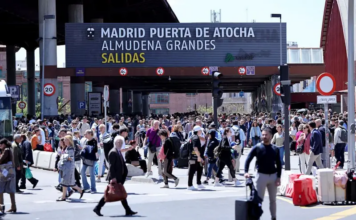 España y Portugal recuperaron el suministro eléctrico este martes tras masivo apagón