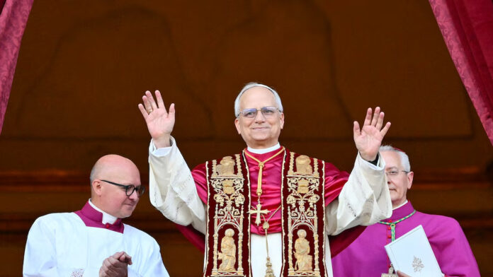 El papa León XIV lanza un “llamado a la paz” a “todos los pueblos”