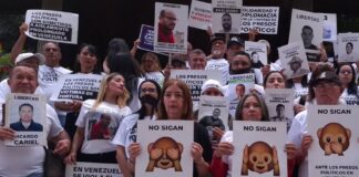 Familiares exigen libertad para los presos políticos con la Ruta Global por la Justicia