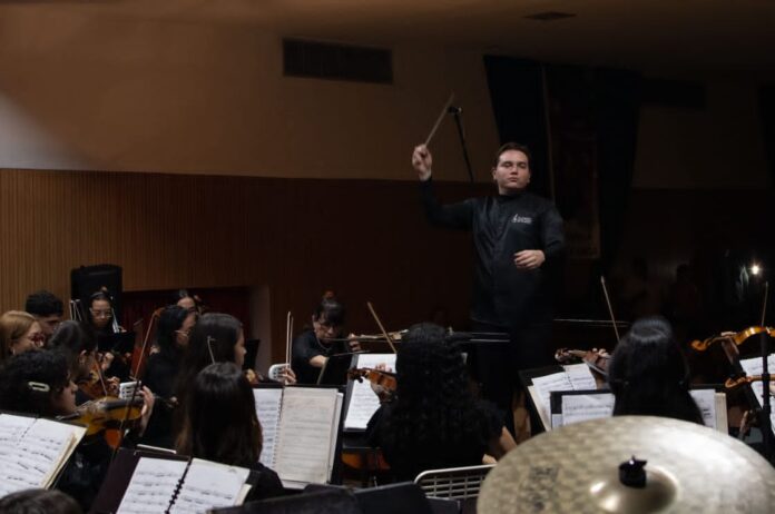 Orquesta Sinfónica de Carabobo llenó de música la reapertura del auditorio de la Casa Don Bosco