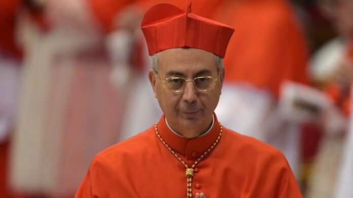 Dominique Mamberti, el cardenal que anunciará al mundo la elección del nuevo papa