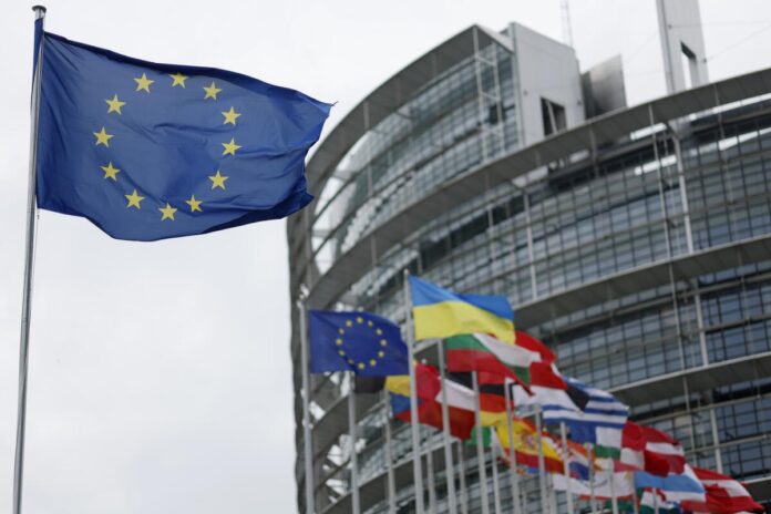 La Unión Europea destinará 120 millones de euros a ayuda humanitaria para América Latina y el Caribe en 2025, con los «más vulnerables» de Venezuela, Colombia y Haití entre los principales beneficiados, tras recientes desastres naturales y conflictos armados.