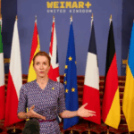 Ministros europeos amenazan a Rusia con más sanciones y le reclaman avances en negociaciones con Ucrania